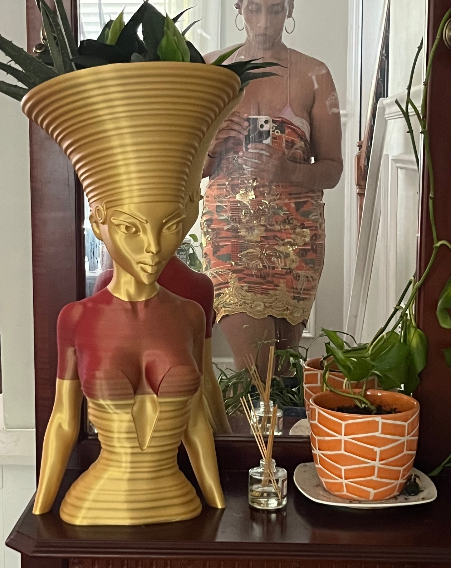 Nubian Oasis - Large Half Body Red Gold