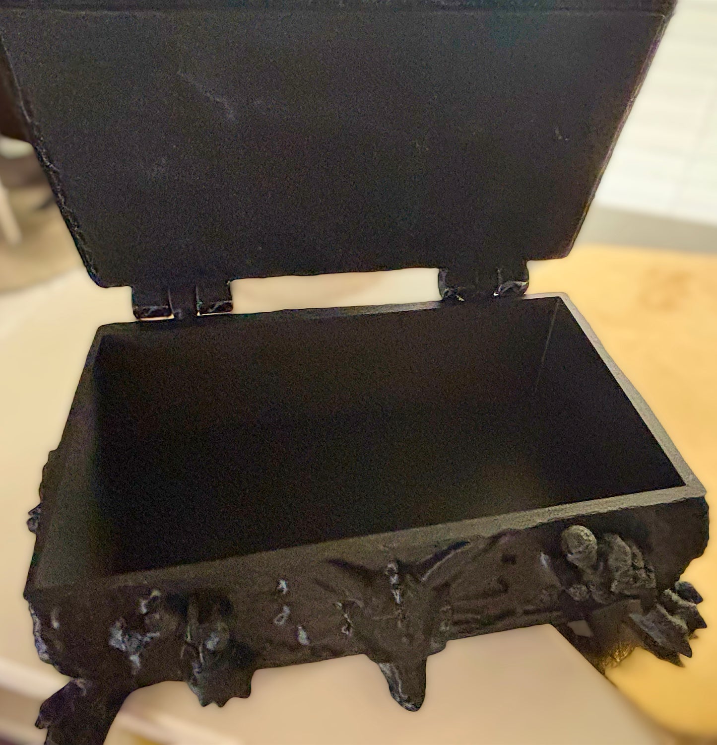 Dragon Keeper Chest - Small