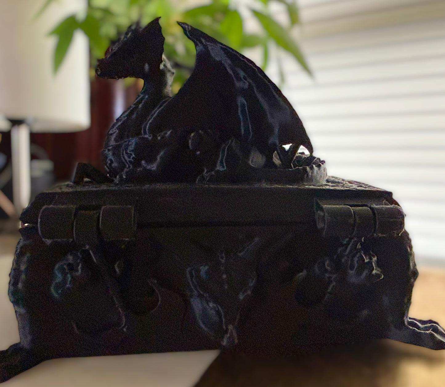 Dragon Keeper Chest - Small